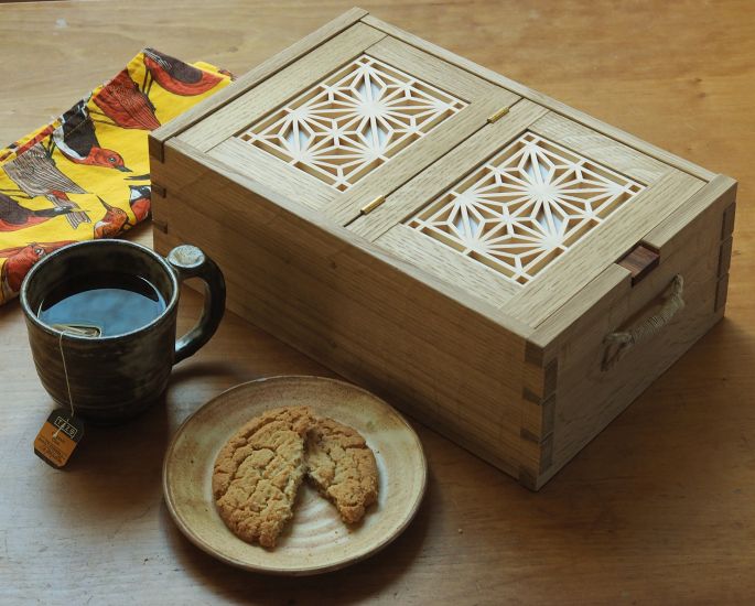 Make a Dovetailed & Kumiko Tea Chest with Mike Pekovich – School